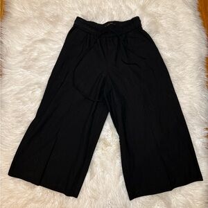 Zara Black Cropped Wide Leg Pants